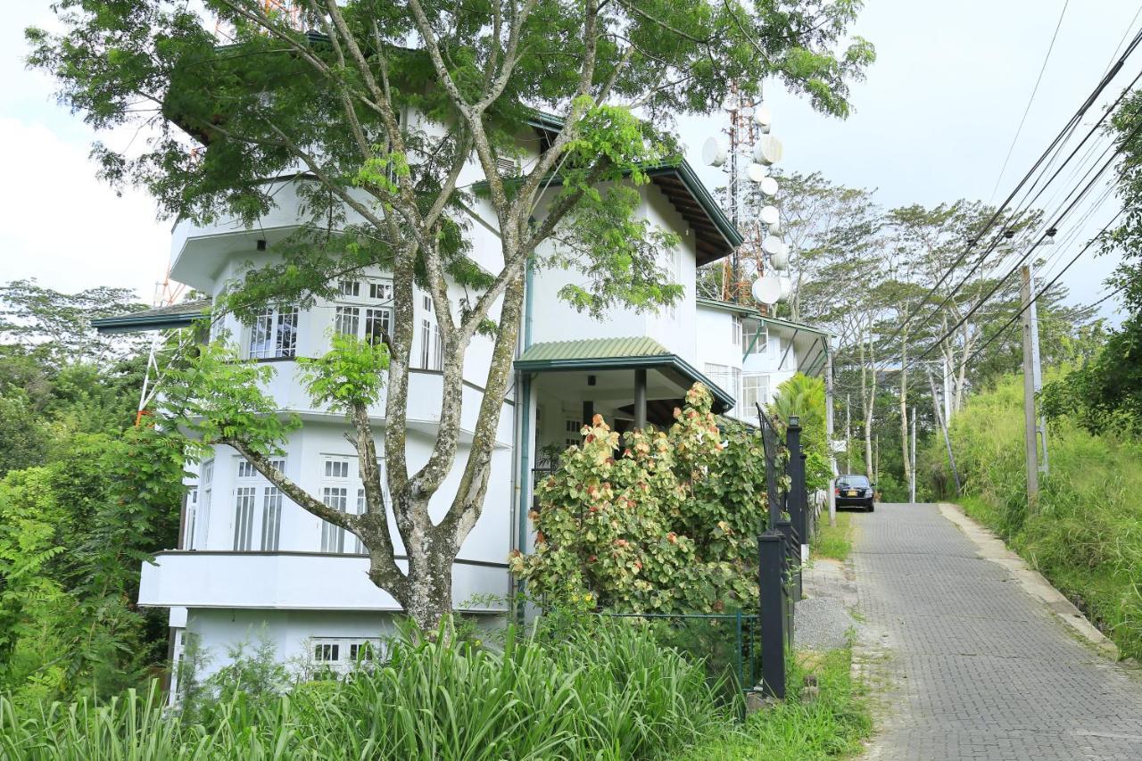 Crown Hills Kandy Inn Kültér fotó