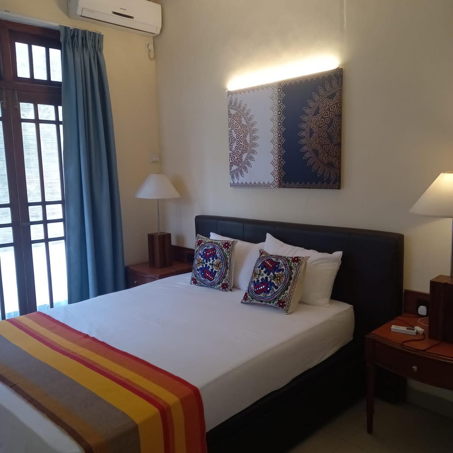 Crown Hills Kandy Inn Kültér fotó
