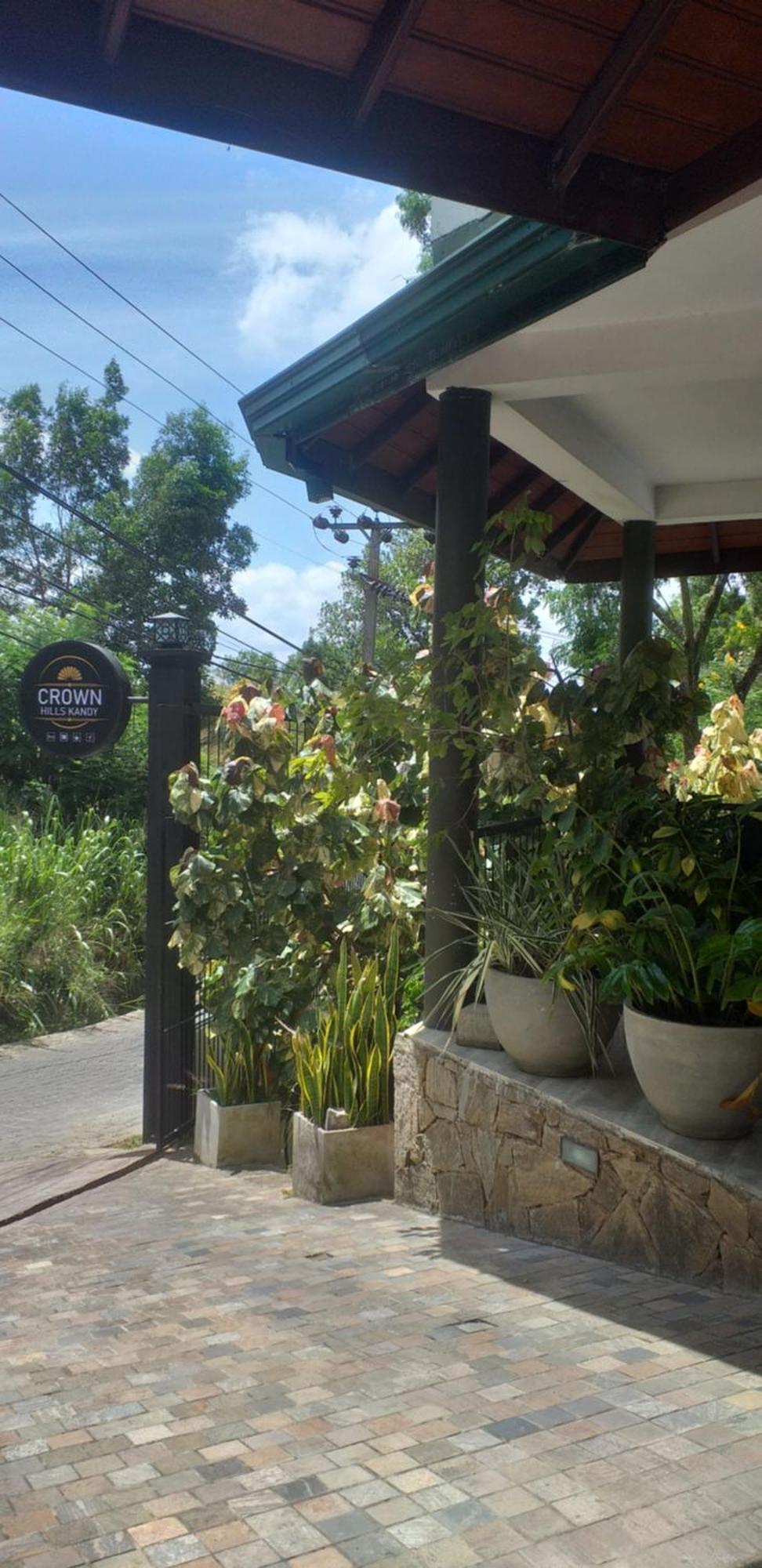 Crown Hills Kandy Inn Kültér fotó
